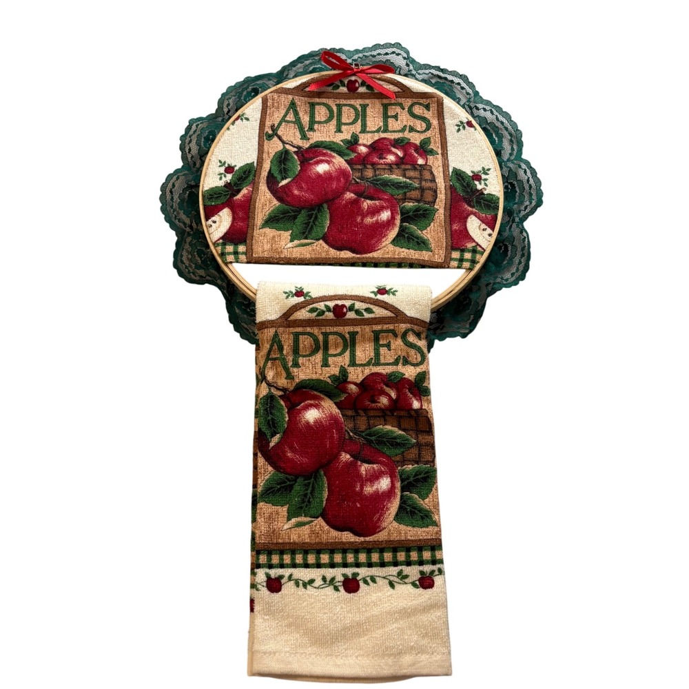 Vintage Handmade Apple Kitchen Towel Holder Embroidery Hoop Lace Farmhouse Decor